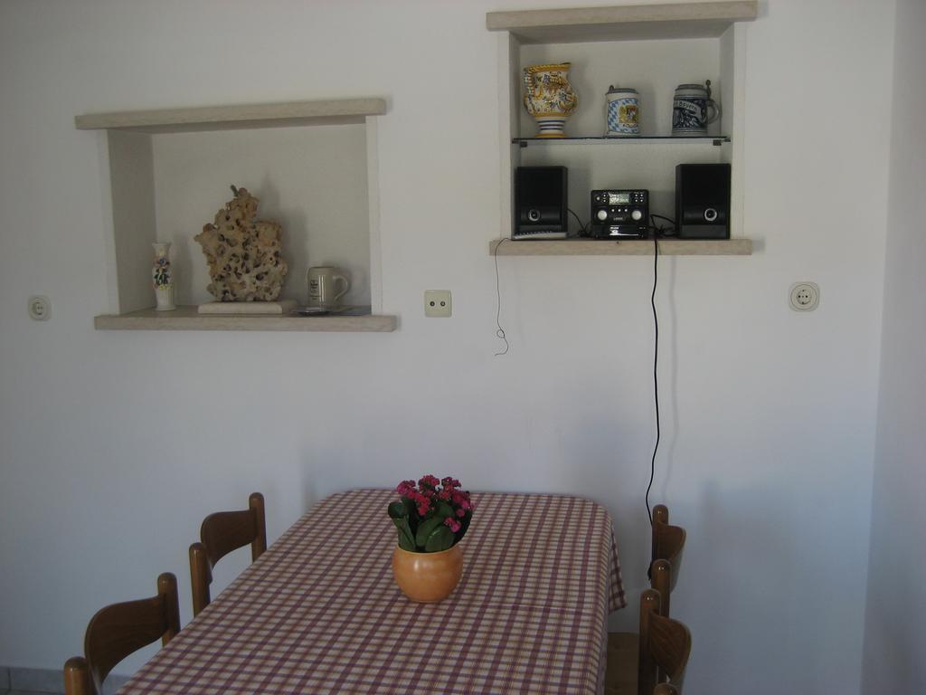Apartments Katica Lumbarda Room photo